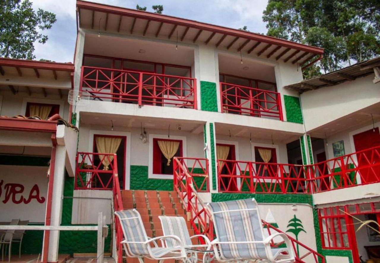 Hotel Natura Cocora Саленто Екстер'єр фото